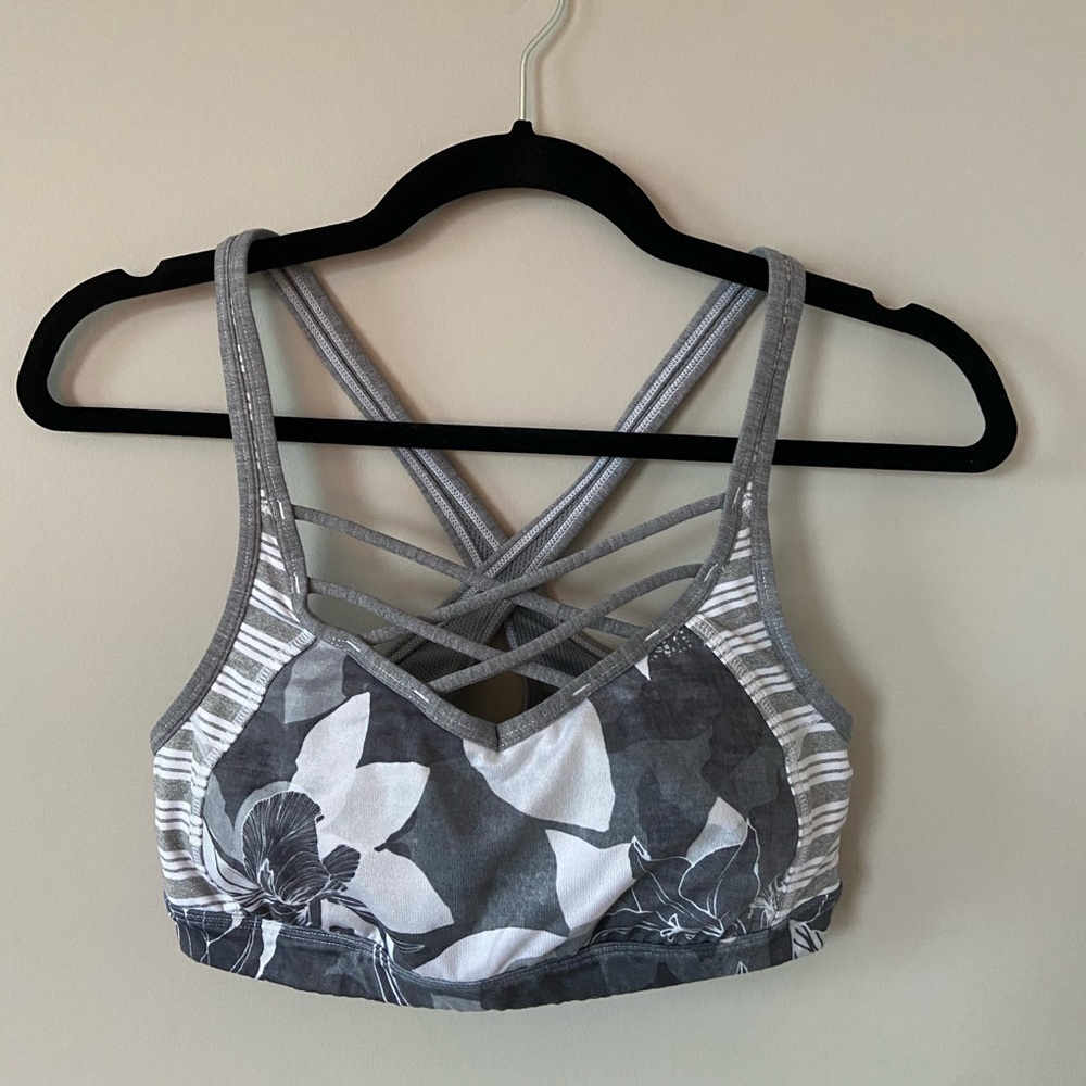 Athleta Criss Cross Sports Bra